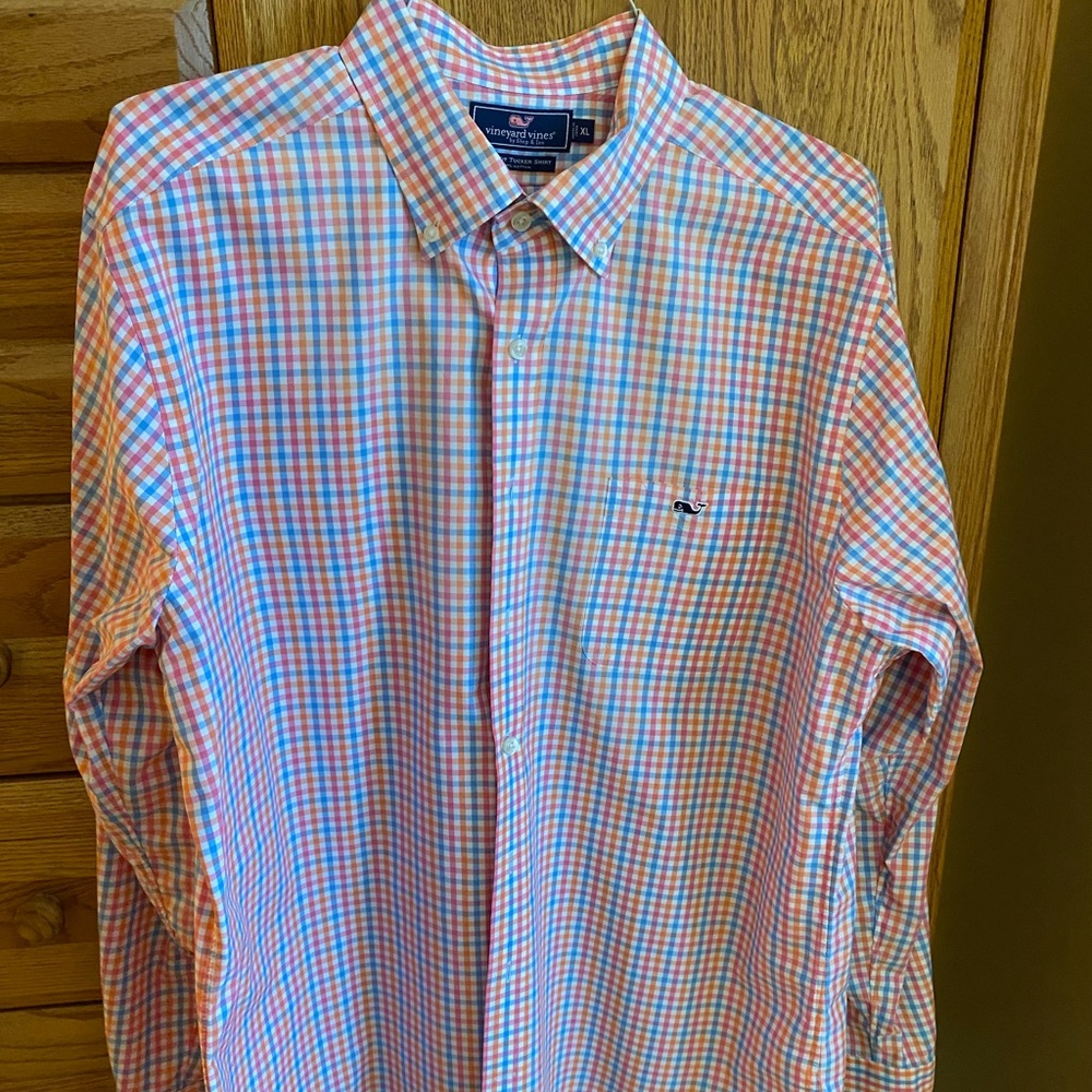 NWOT Vineyard Vines Pastel Checked Slim-Fit Tucker Shirt